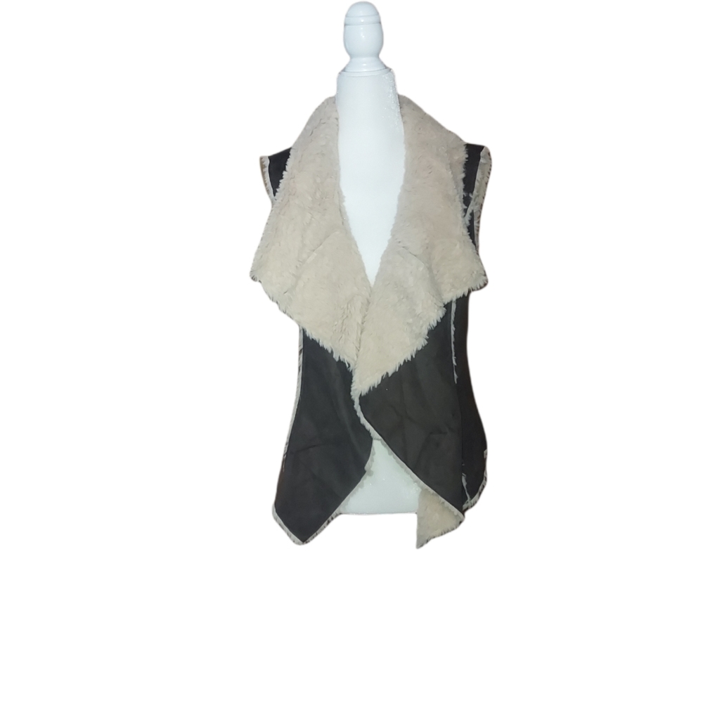 Knox Rose M Open Front Faux Fur Vest Over Coat Sleeveless Patchwork Brow…
